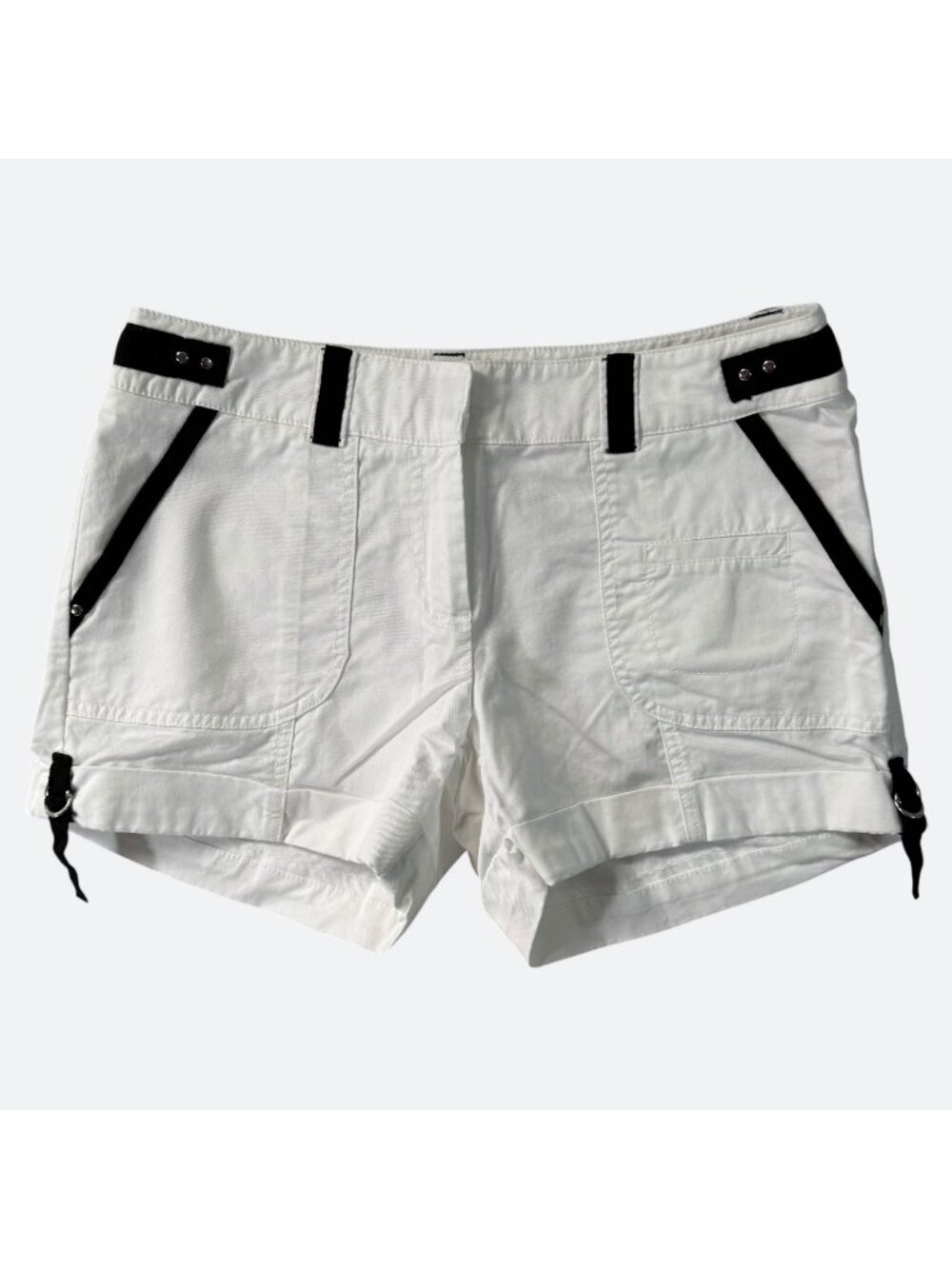 Y2K Cache Accented Shorts White & Black Trim Women's 10 Goth Rave Concert Party